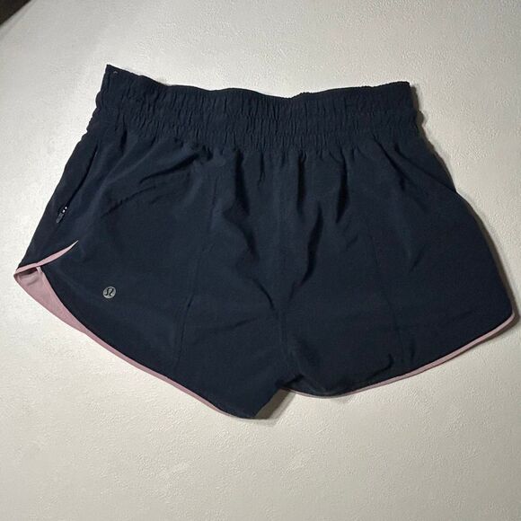 Lululemon Reversible Running Shorts Size 4 Mauve Navy - Picture 4 of 9